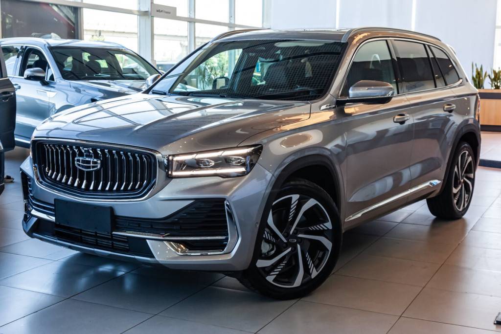 Geely Monjaro Flagship 2.0T (238 hp) 8AT 4WD