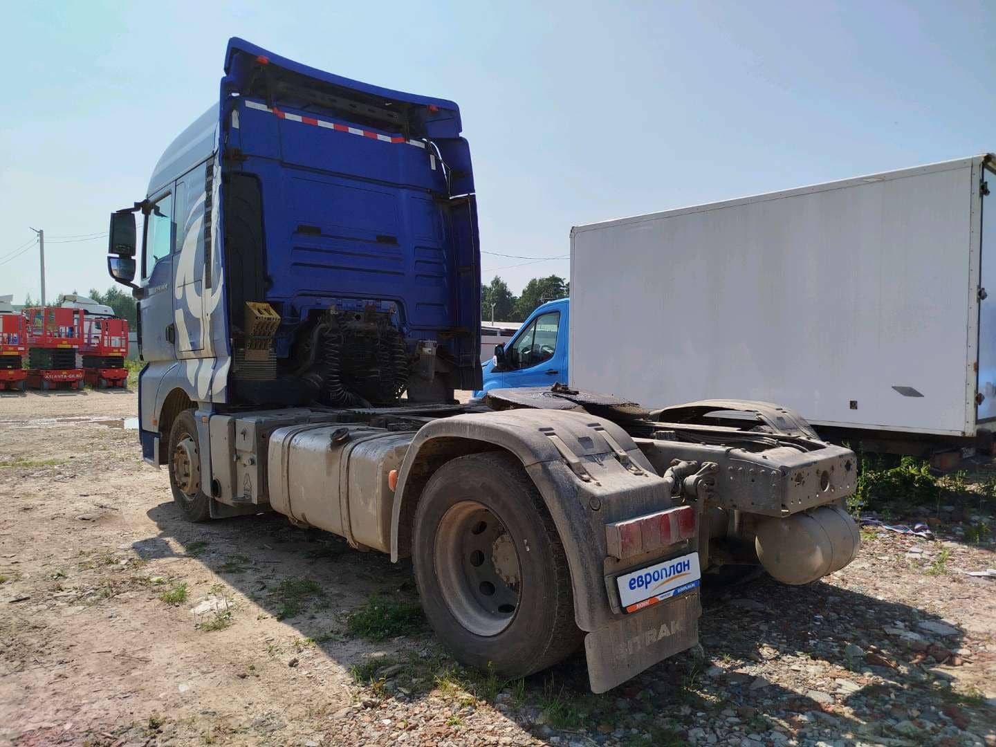 Sitrak C7H 4x2 ZZ4186V361HE,  657 204 км, 2023 года в лизинг