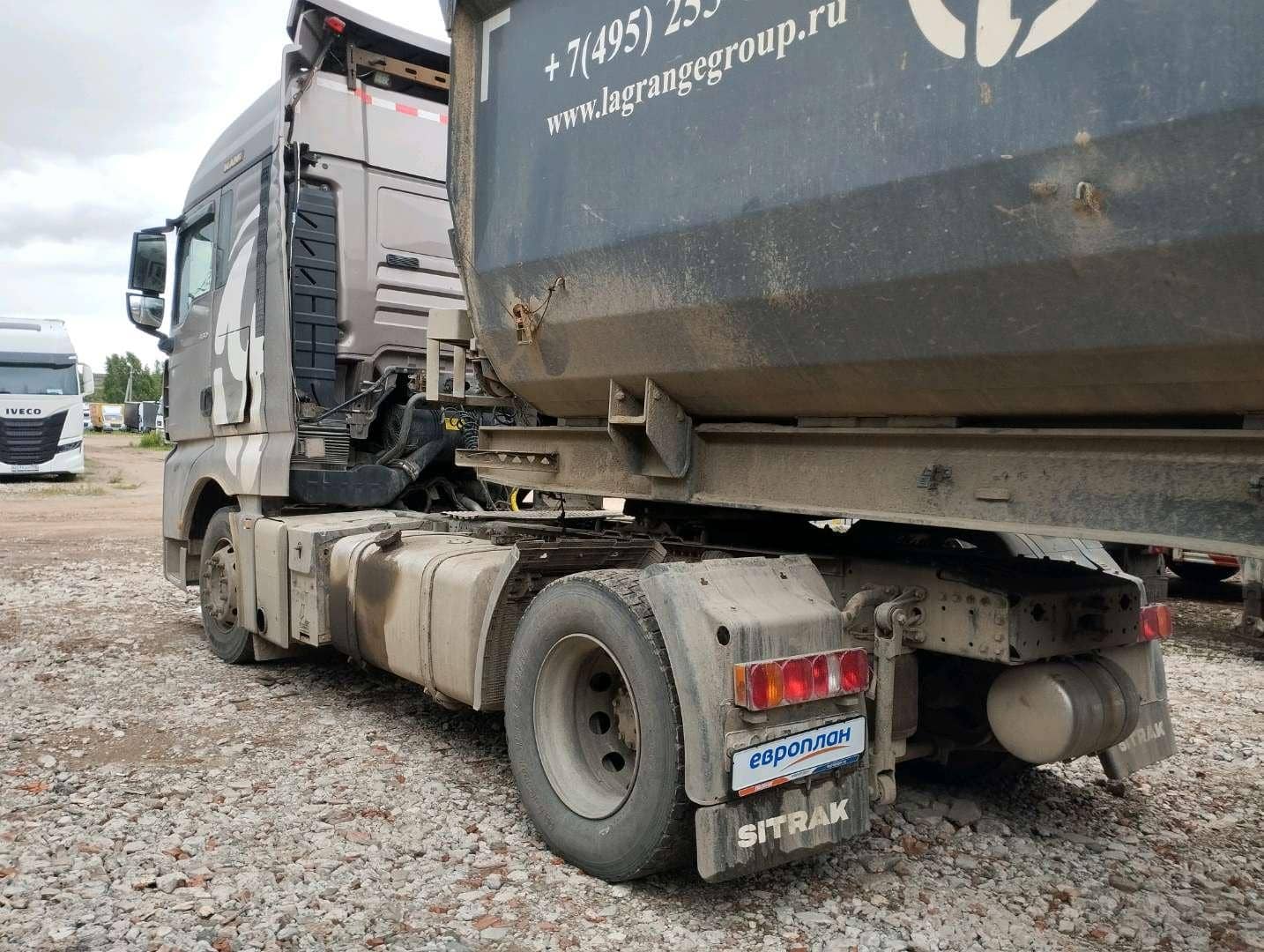 Sitrak C7H 4x2 ZZ4186V361HE,  800 801 км, 2022 года в лизинг