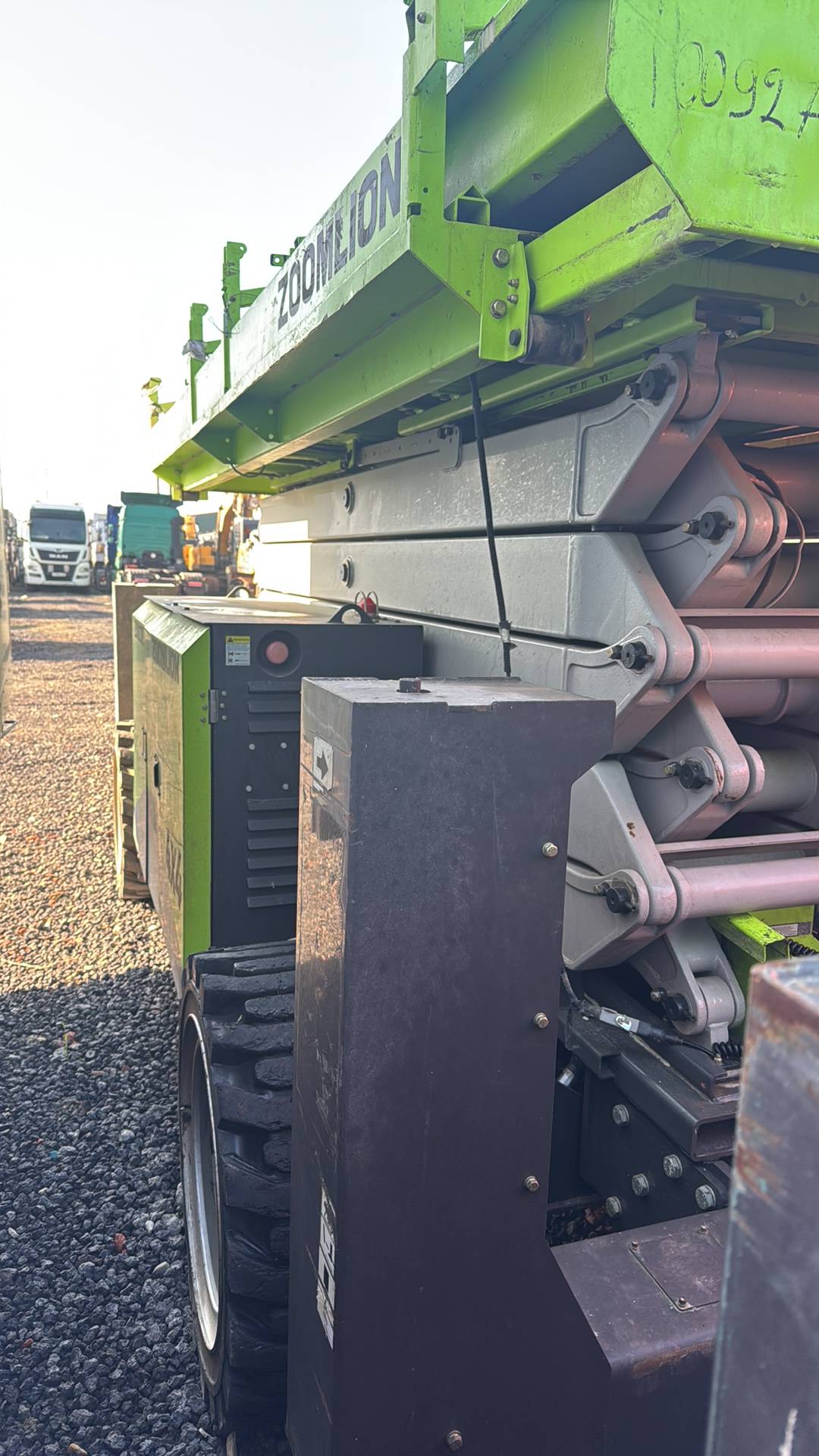 Zoomlion ZS1623RT ножничный подъемник самоходный, 2022 года в лизинг