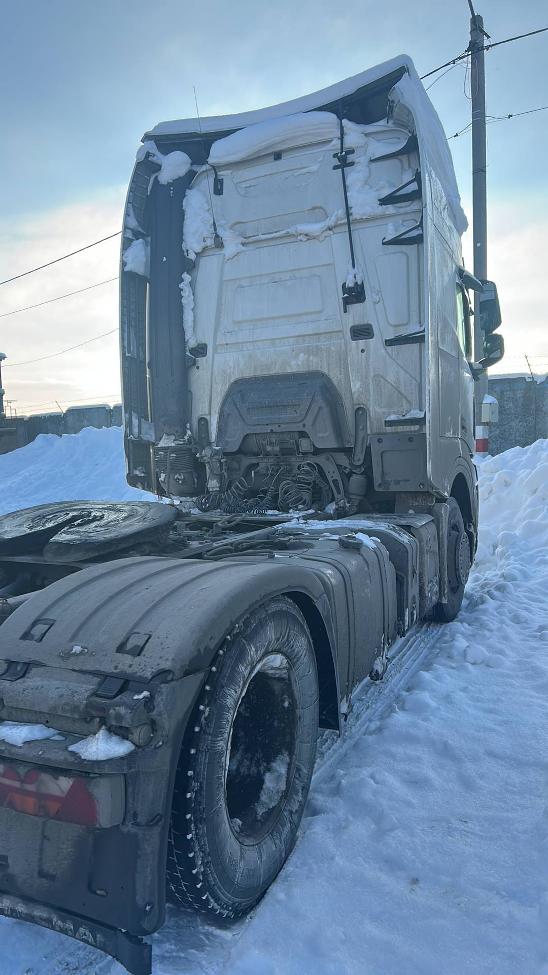 Shacman SX4188YY381,  253 971 км, 2024 года в лизинг