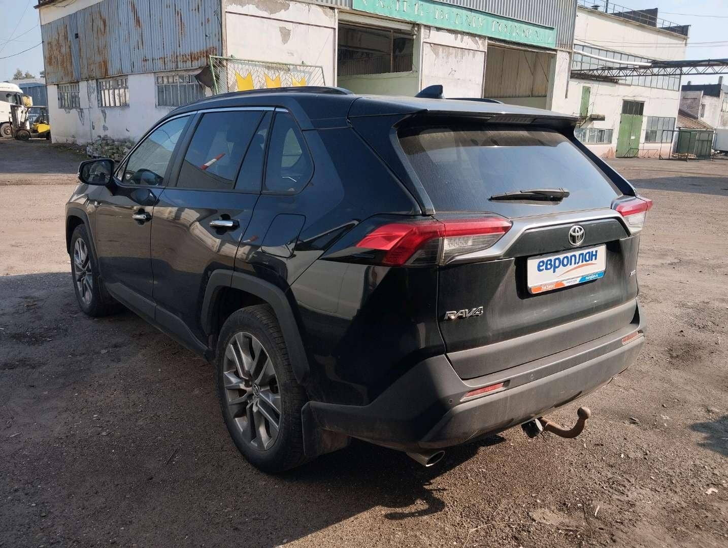 Toyota RAV4,  133 213 км, 2021 года в лизинг