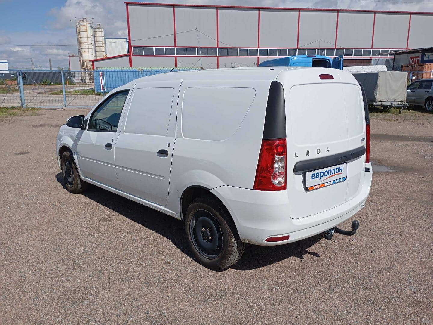 Lada Largus фургон,  25 542 км, 2024 года в лизинг