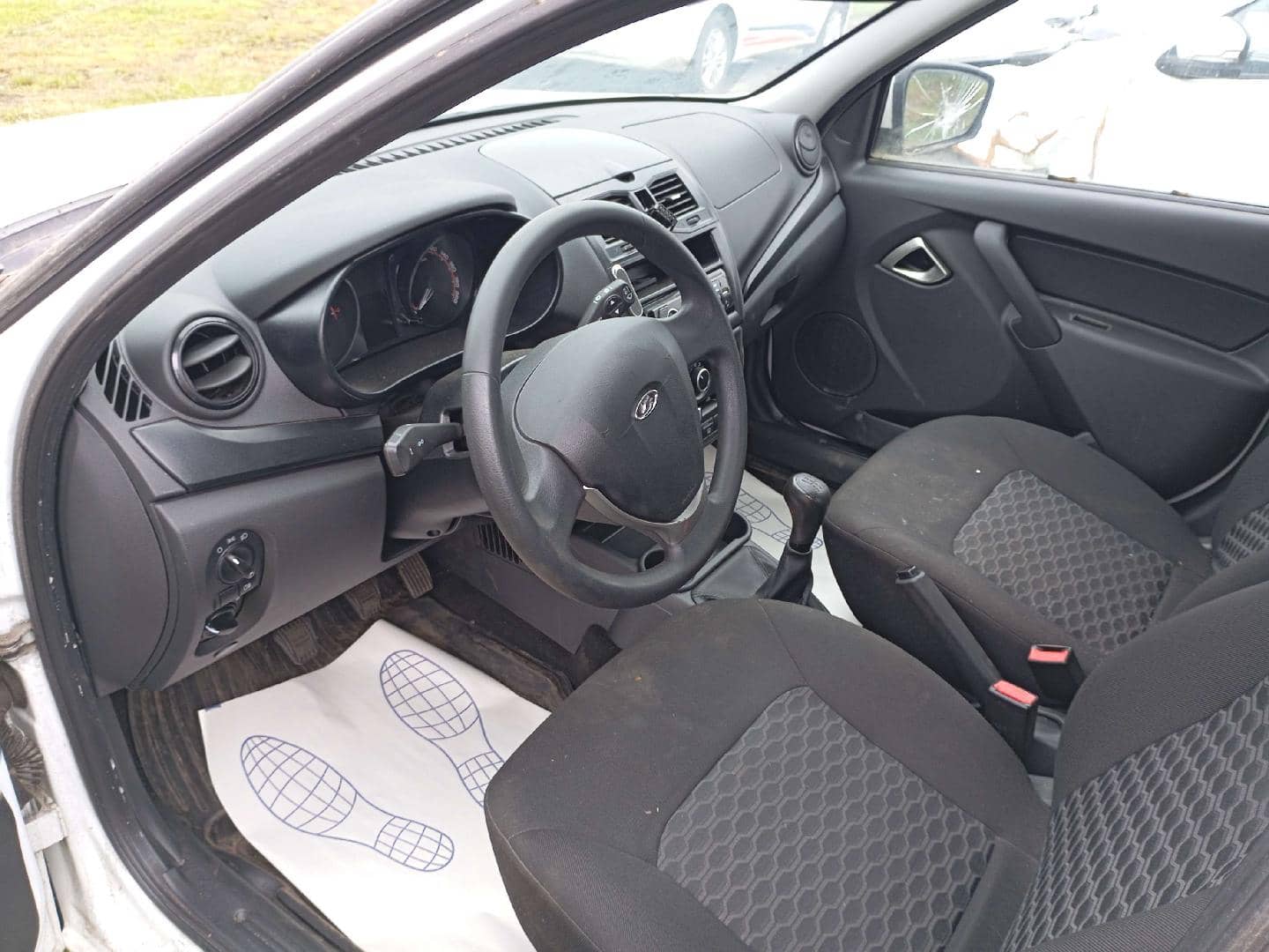 Lada Granta седан,  48 749 км, 2023 года в лизинг
