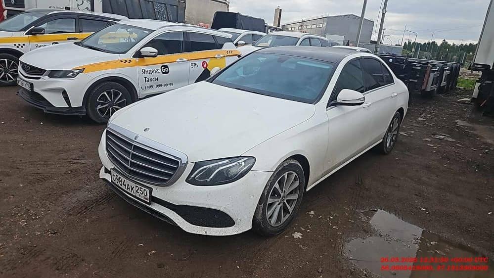 Mercedes-Benz E седан,  328 262 км, 2020 года в лизинг