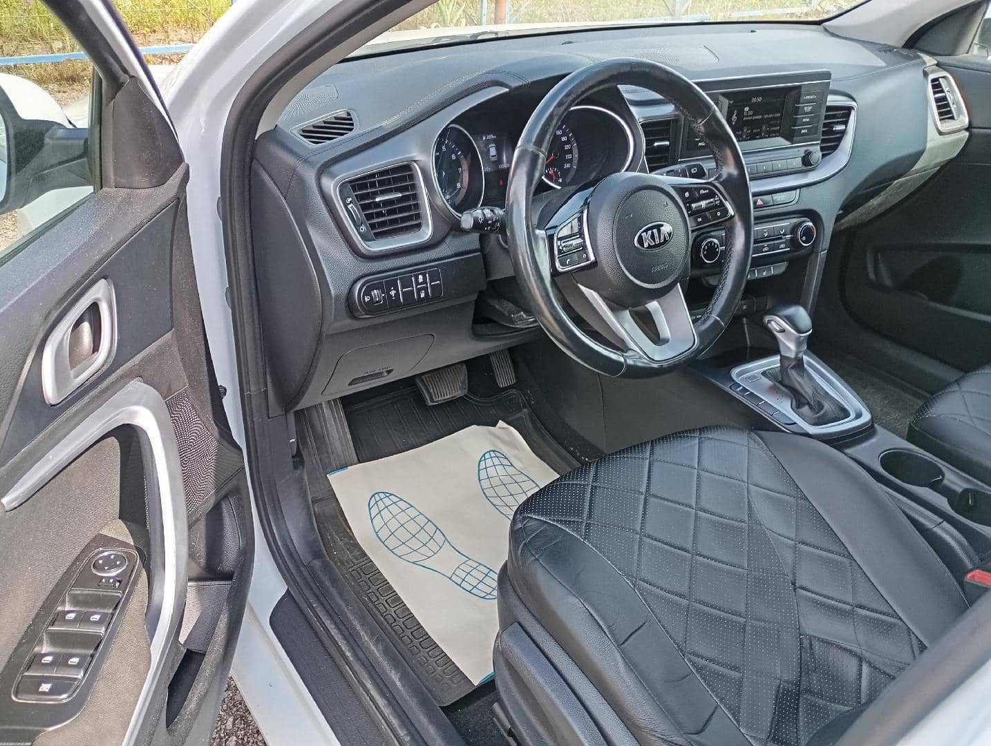 KIA Ceed,  100 000 км, 2021 года в лизинг