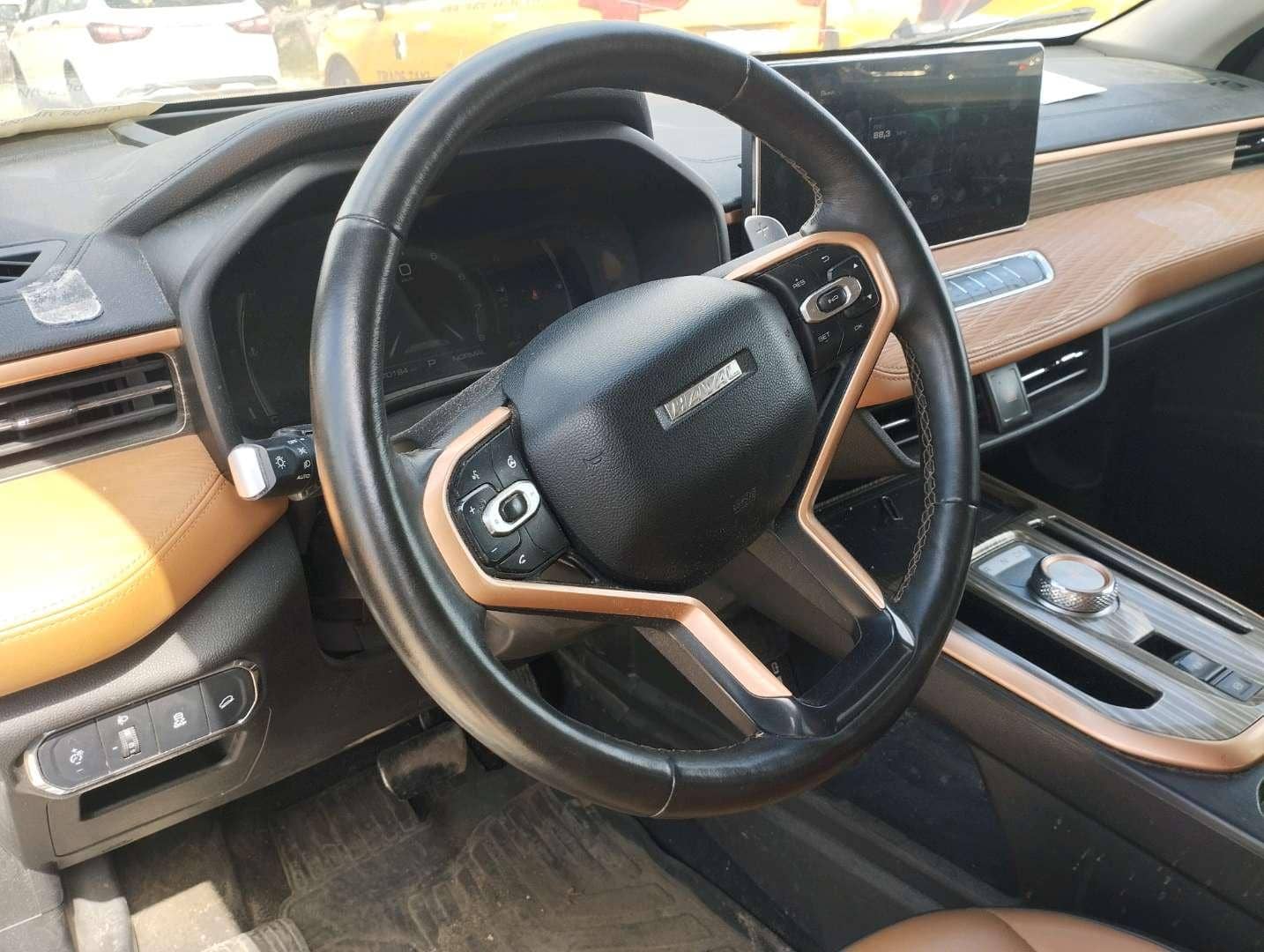 Haval Jolion,  270 184 км, 2023 года в лизинг