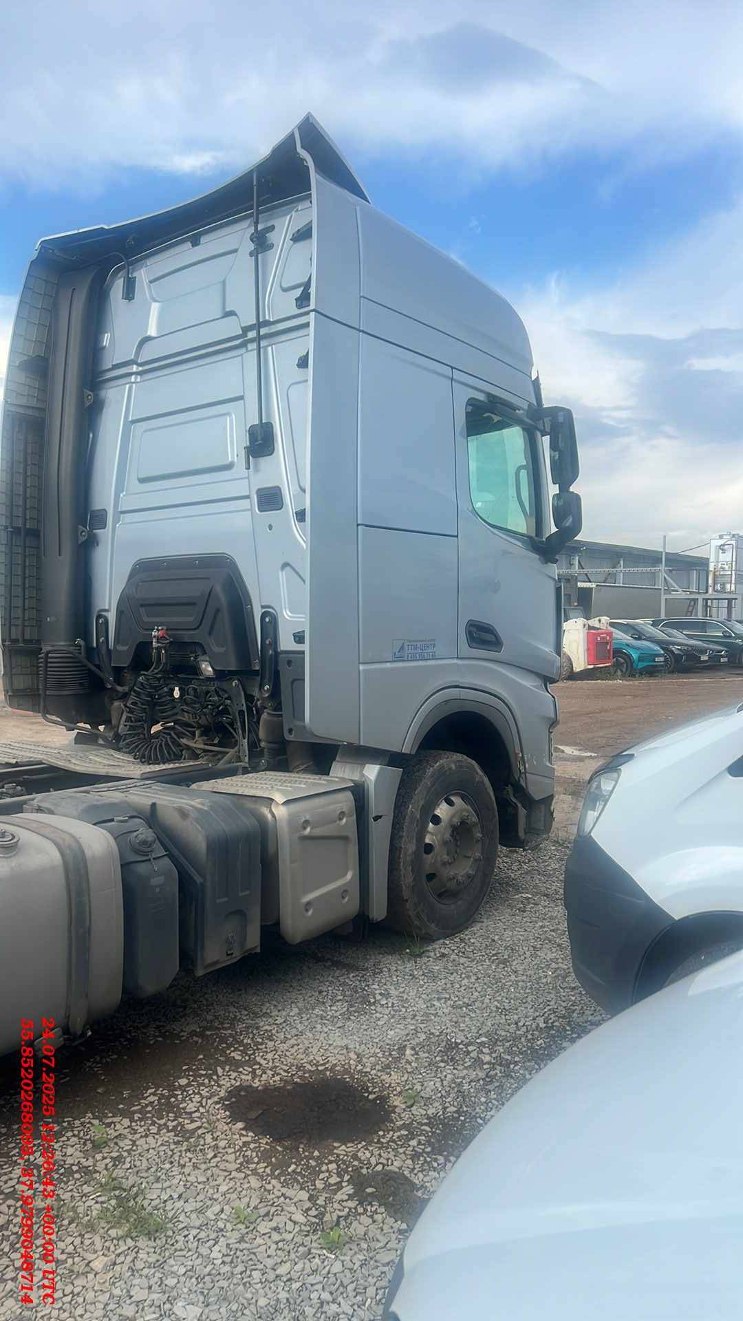 Shacman SX4188YY381,  586 210 км, 2023 года в лизинг