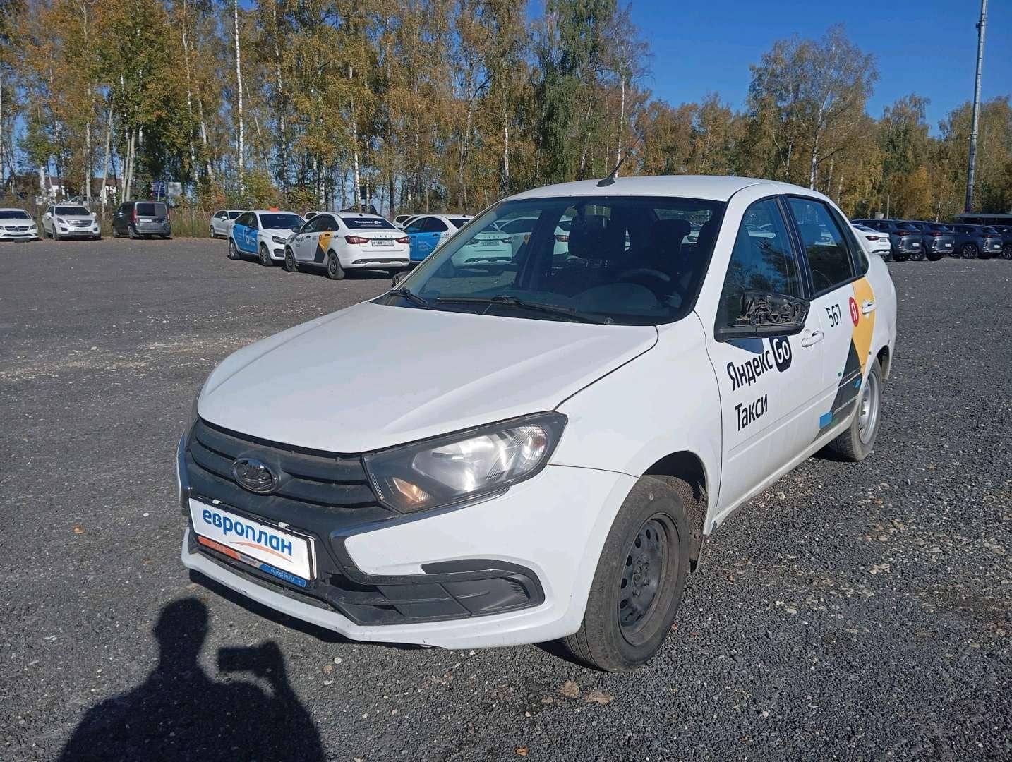 Lada Granta седан,  283 429 км, 2023 года в лизинг