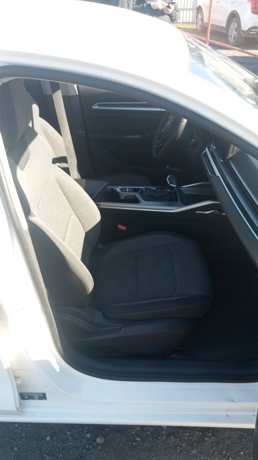 Geely Emgrand,  89 752 км, 2024 года в лизинг