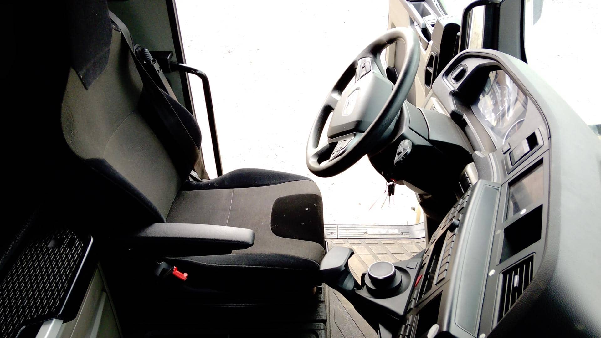 MAN TGX 18.470 4X2 BL SA (GX),  440 000 км, 2022 года в лизинг