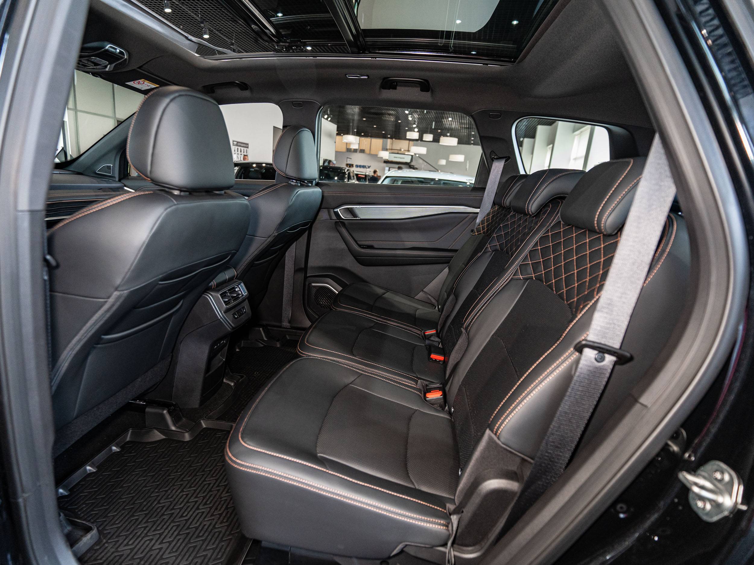 Geely Okavango Флагман 2.0Т АТ