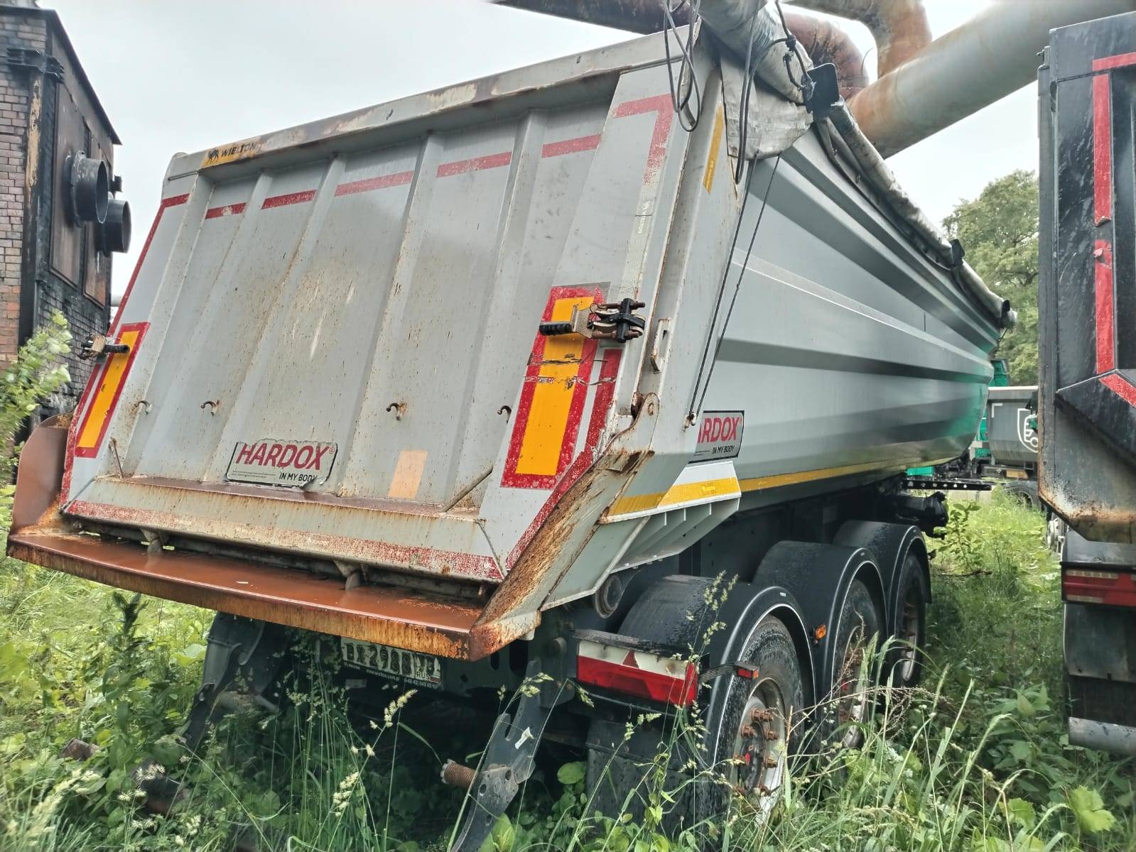 Wielton Самосвальный NW 3 S 26 НP M4 “Konisch”