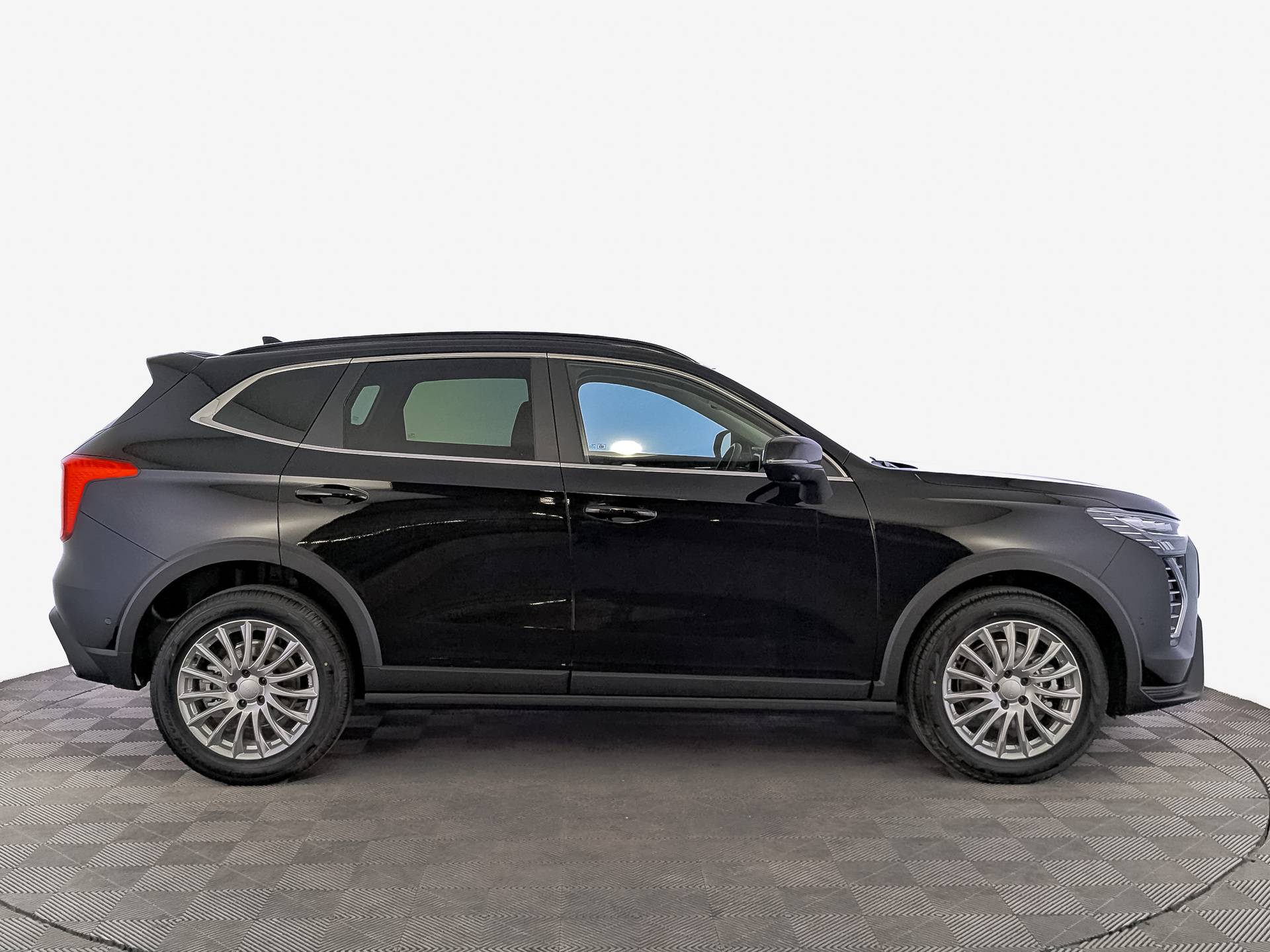 Haval Jolion Tech plus 1.5 7DCT 4WD