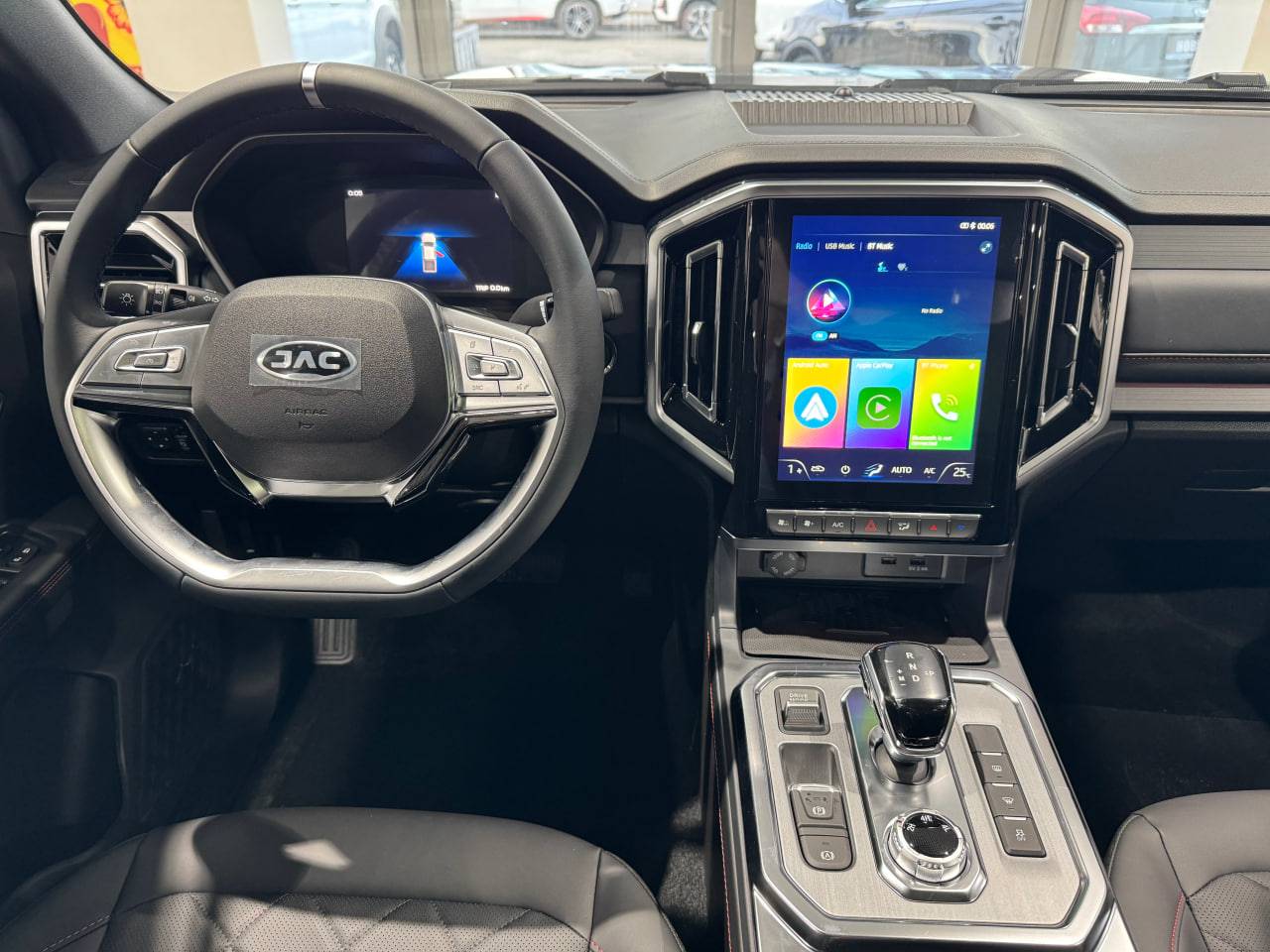 JAC T9 Explore 2.0T AT 4WD