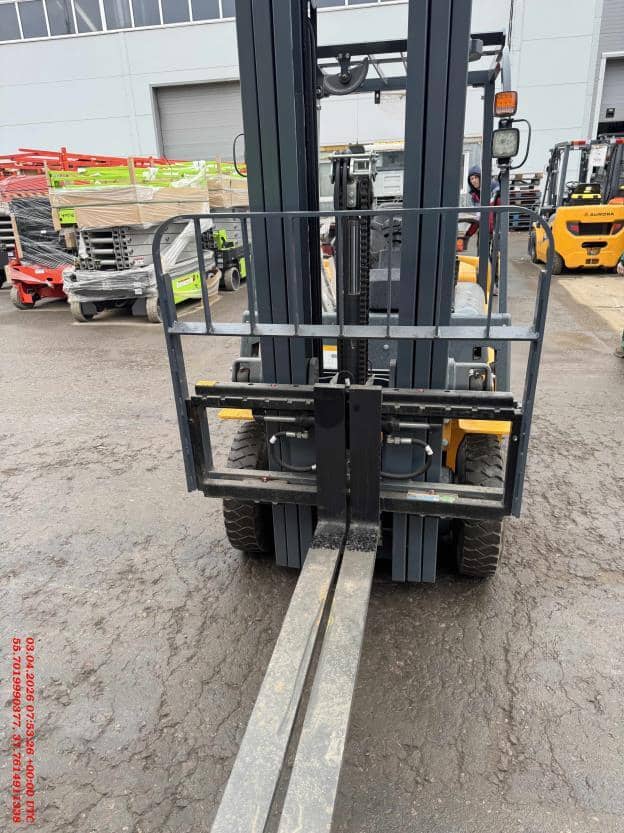 Aurora Forklift CPCD15