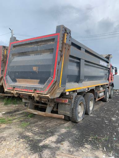 HOWO ZZ3317V386GE1 8х4