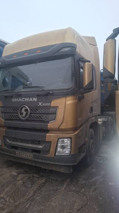 Shacman SX42584V324