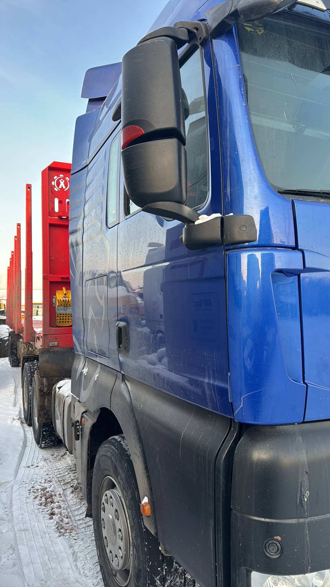 Sitrak С7Н 6×4 ZZ4256V364HE,  160 274 км, 2023 года в лизинг