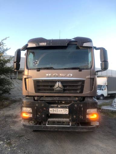 HOWO ZZ3317V386GE1 8х4