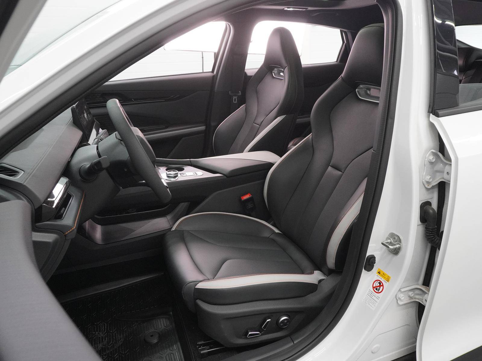 Changan Uni-V 1.5 7DCT Tech  