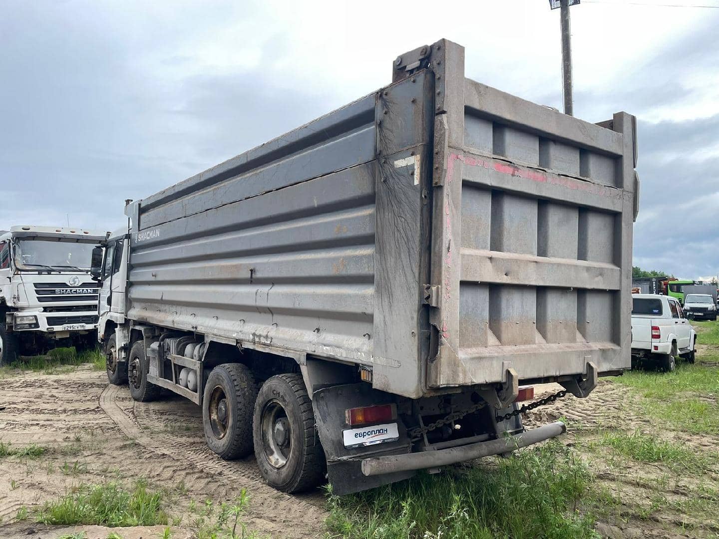Shacman SX33186T366,  349 064 км, 2021 года в лизинг