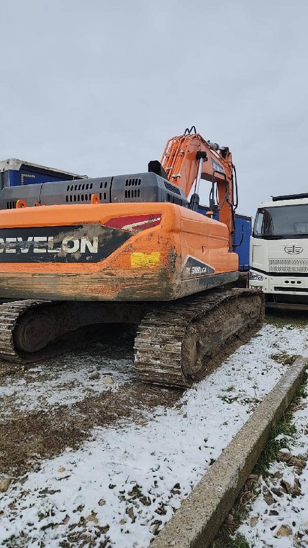 DOOSAN/DEVELON DX300LCA-7M,  3 168 км, 2023 года в лизинг