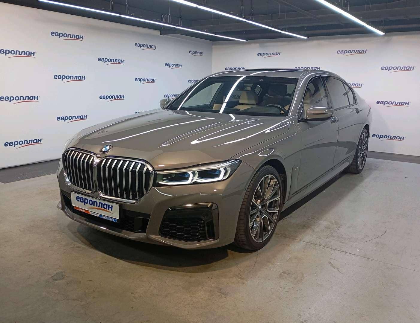 BMW 7 серия Long,  68 074 км, 2022 года в лизинг