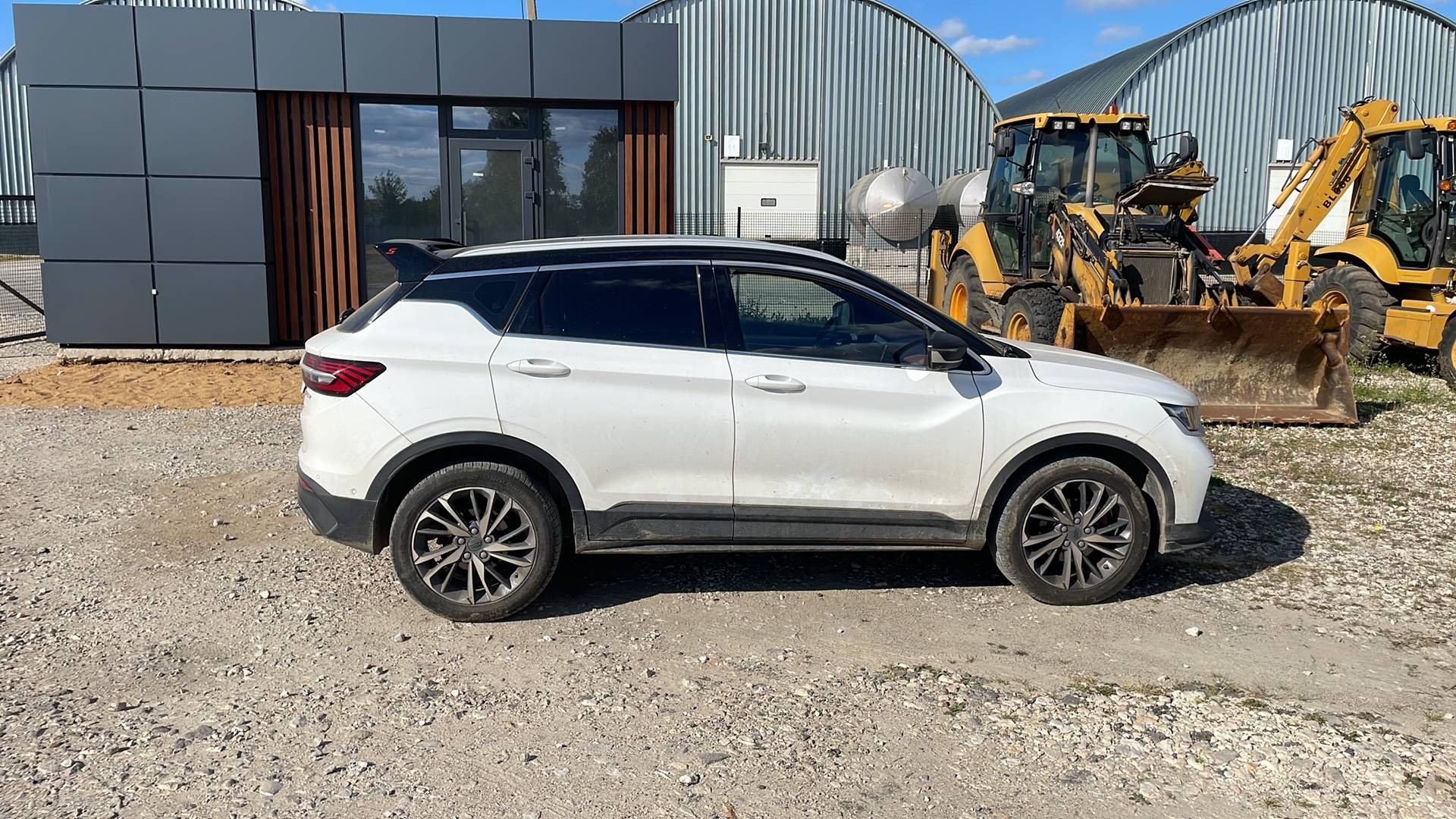 Geely Coolray,  95 948 км, 2023 года в лизинг