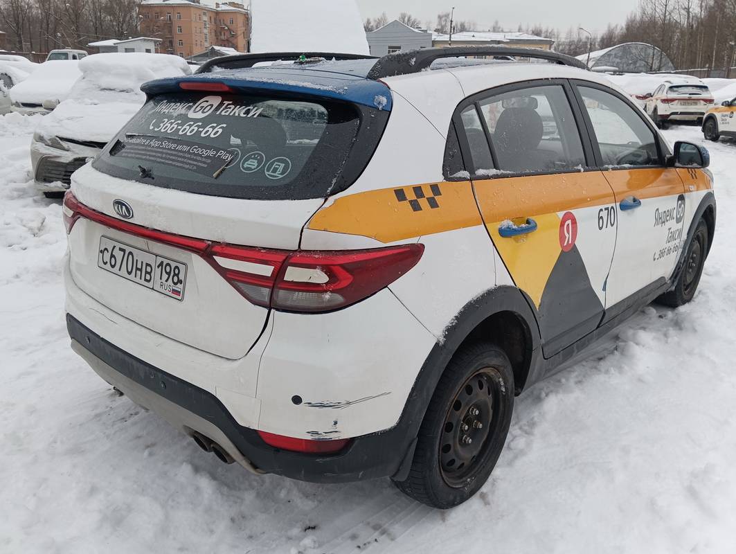 KIA Rio X-Line,  276 835 км, 2019 года в лизинг