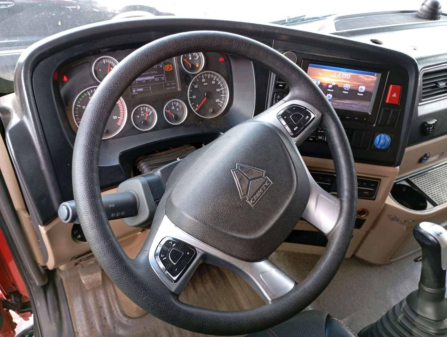 HOWO ZZ3256V384GE 6x4,  124 671 км, 2023 года в лизинг