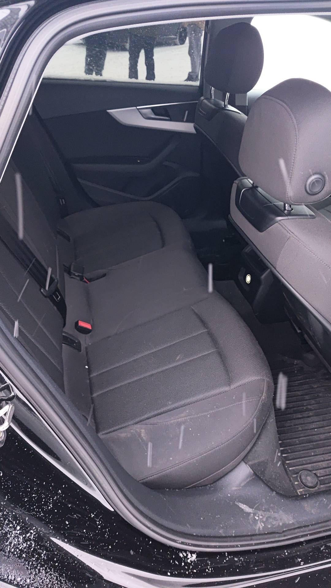 Audi A4,  170 901 км, 2018 года в лизинг