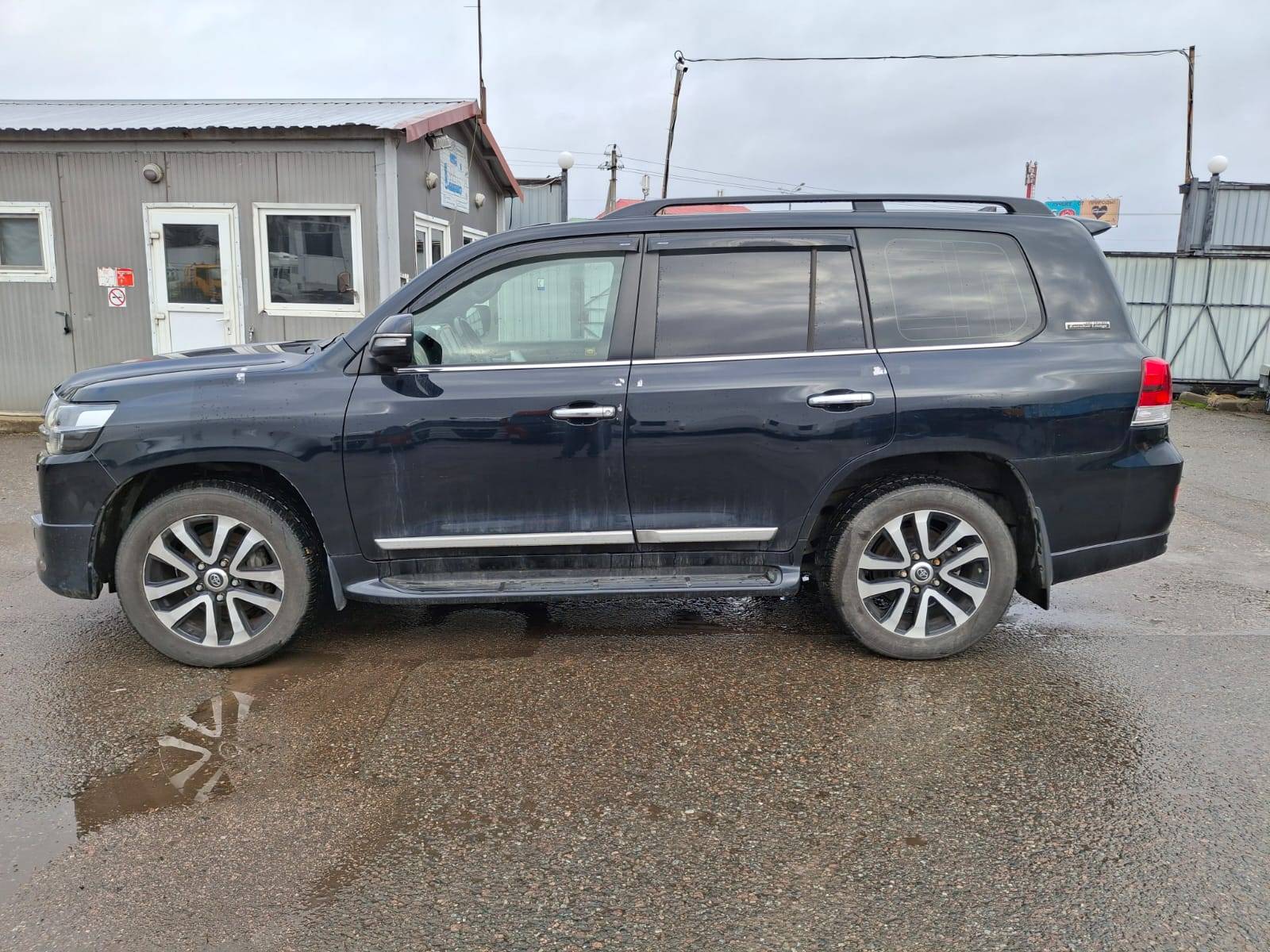 Toyota Land Cruiser 200,  56 634 км, 2019 года в лизинг