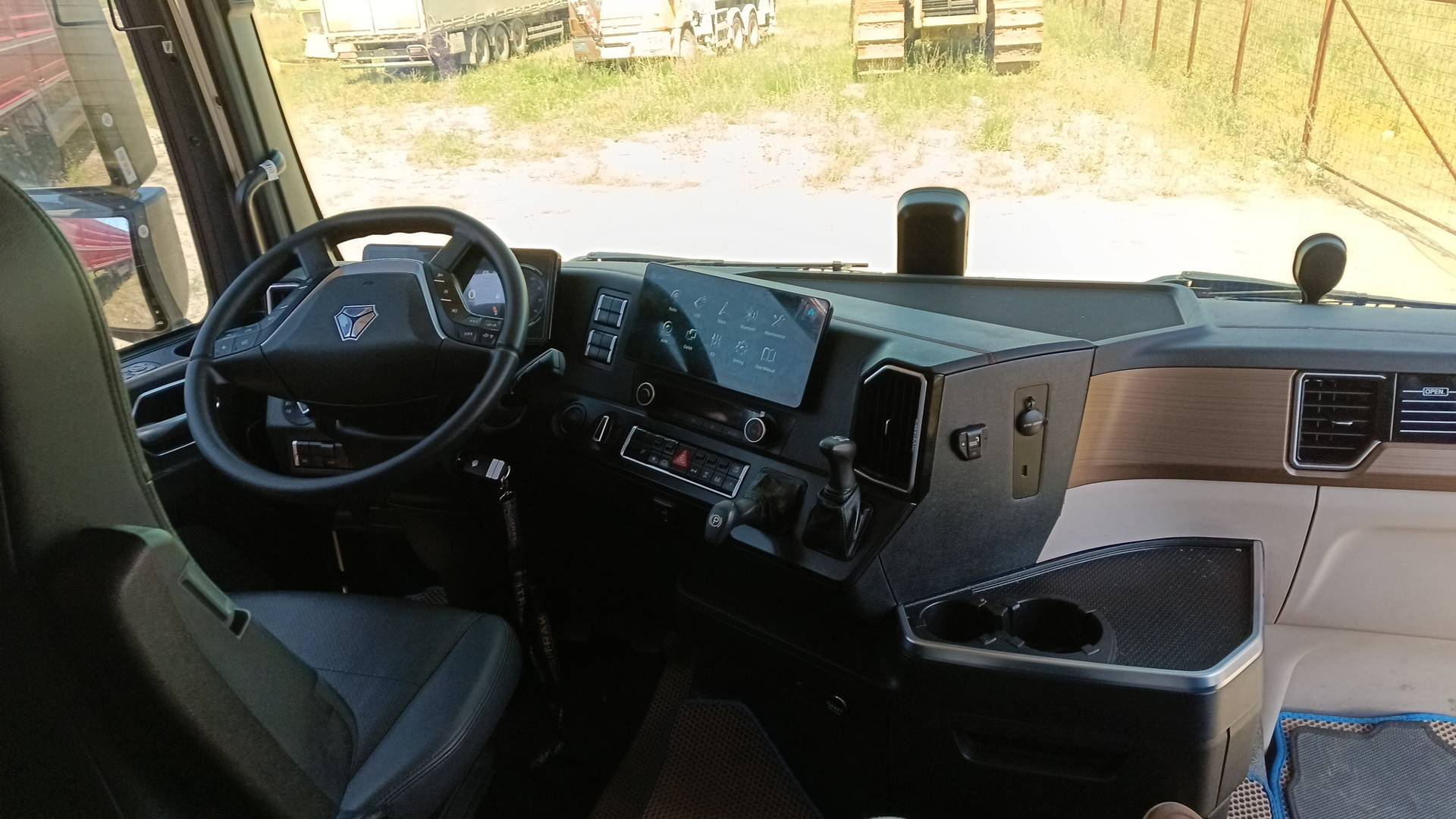 Sitrak С7Н MAX 6×4 ZZ4256V364HE,  58 960 км, 2023 года