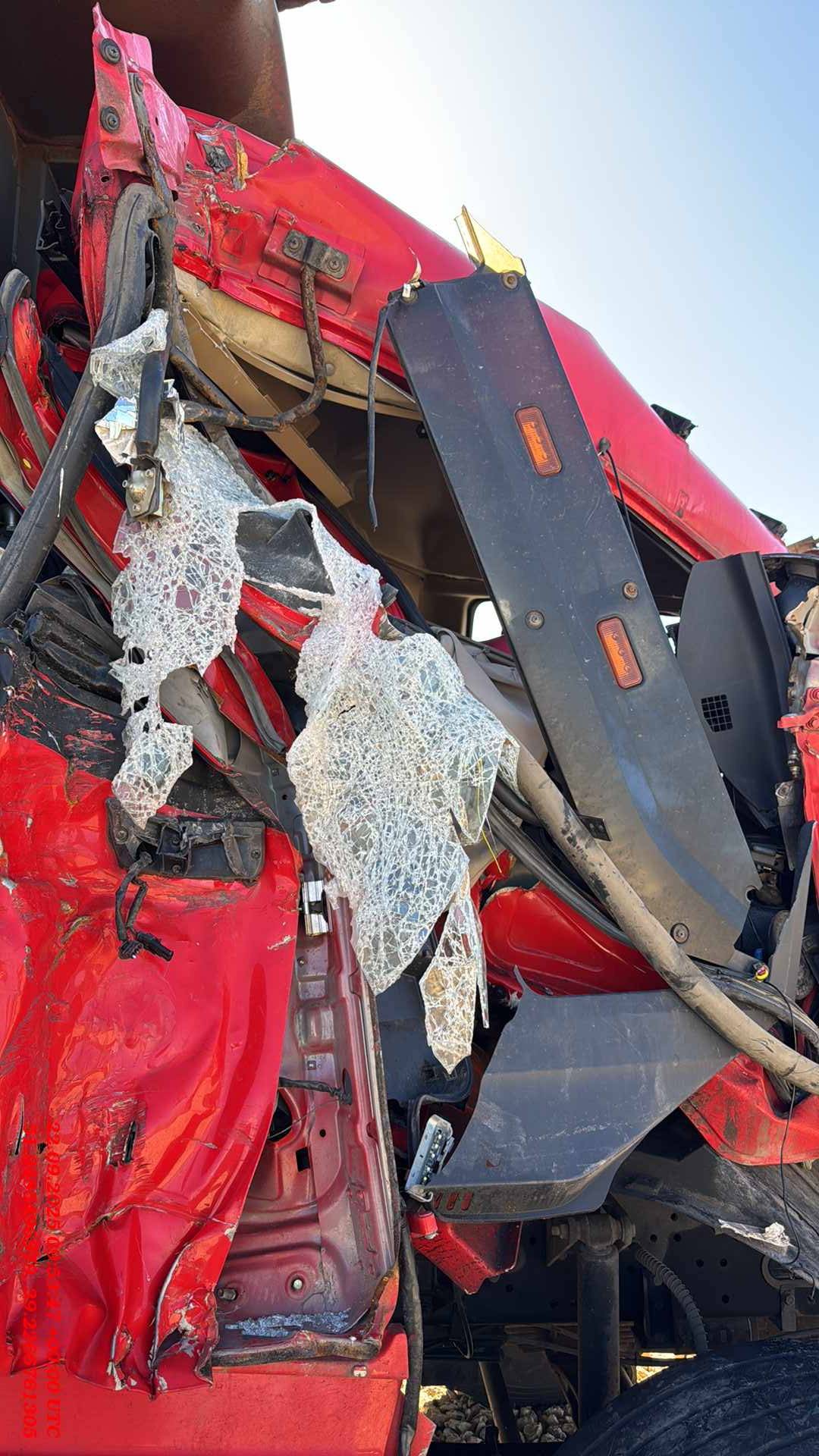 Shacman SX33186T366,  300 000 км, 2022 года в лизинг