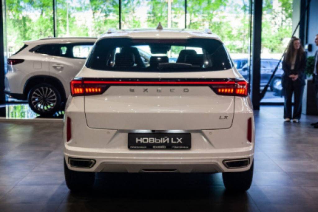 EXEED LX Premium 1.6T 7DCT AWD