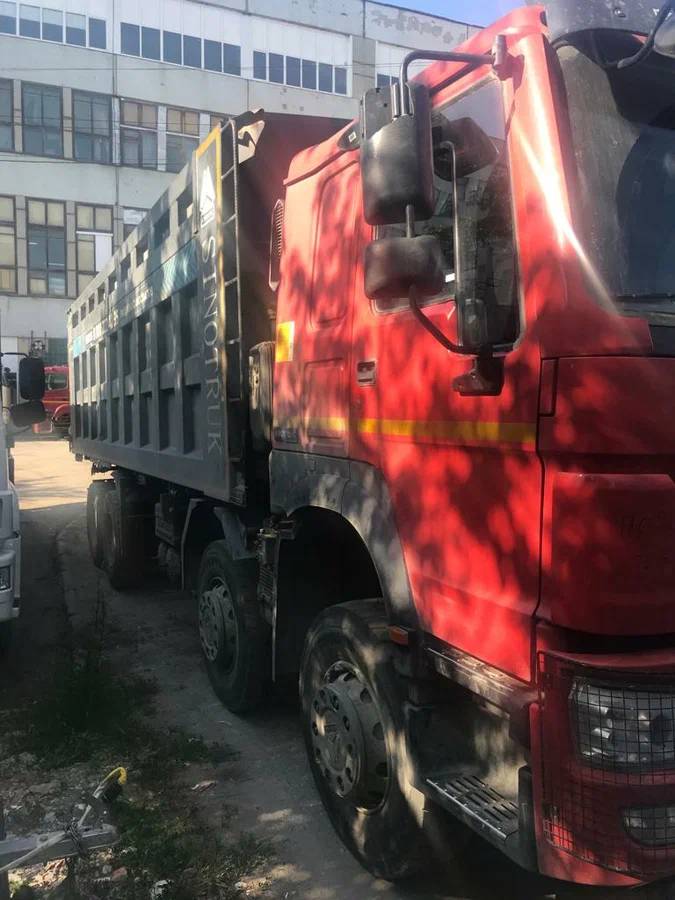 HOWO ZZ3407S3867Е 8х4,  82 015 км, 2022 года в лизинг