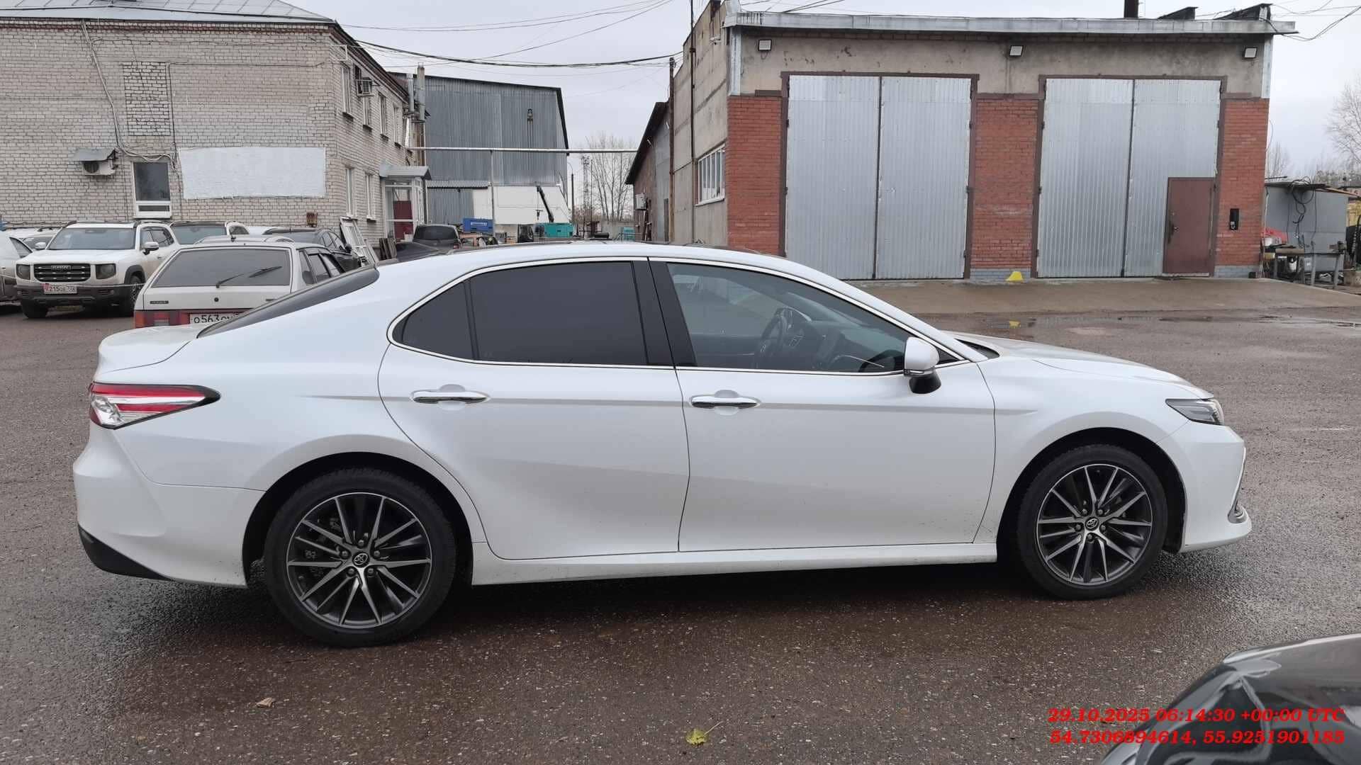 Toyota Camry,  42 244 км, 2022 года в лизинг