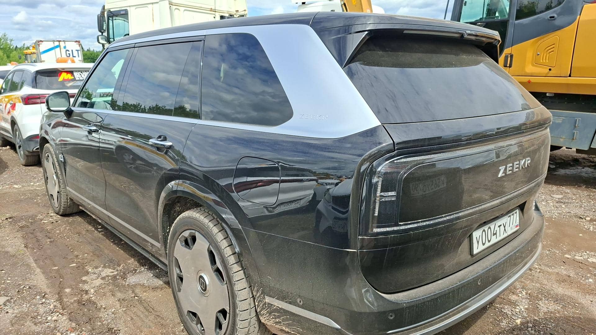 Zeekr 9X,  14 990 км, 2025 года в лизинг