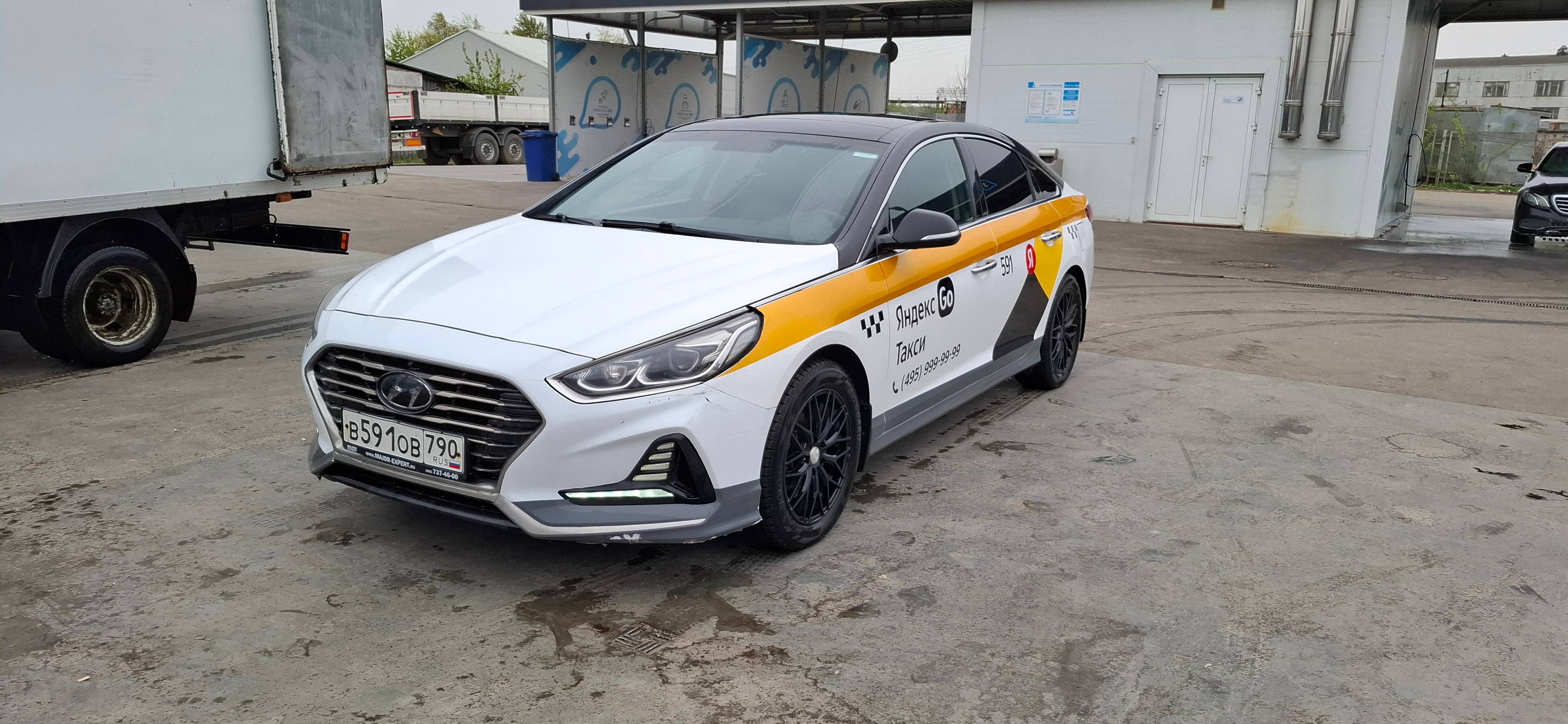 Hyundai Sonata
