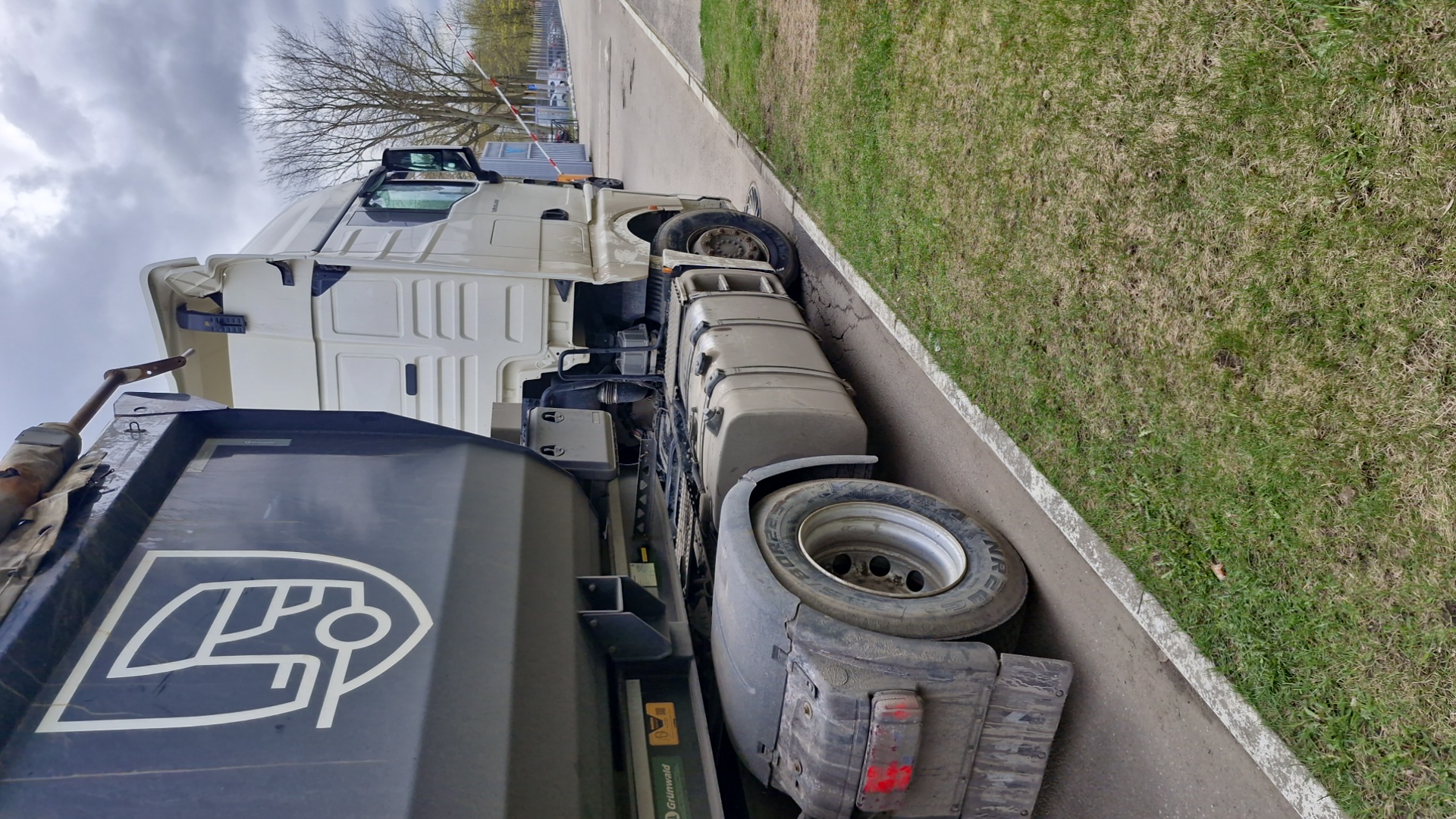 MAN TGX 18.480 4x2 BL SA (GM),  82 839 км, 2024 года в лизинг