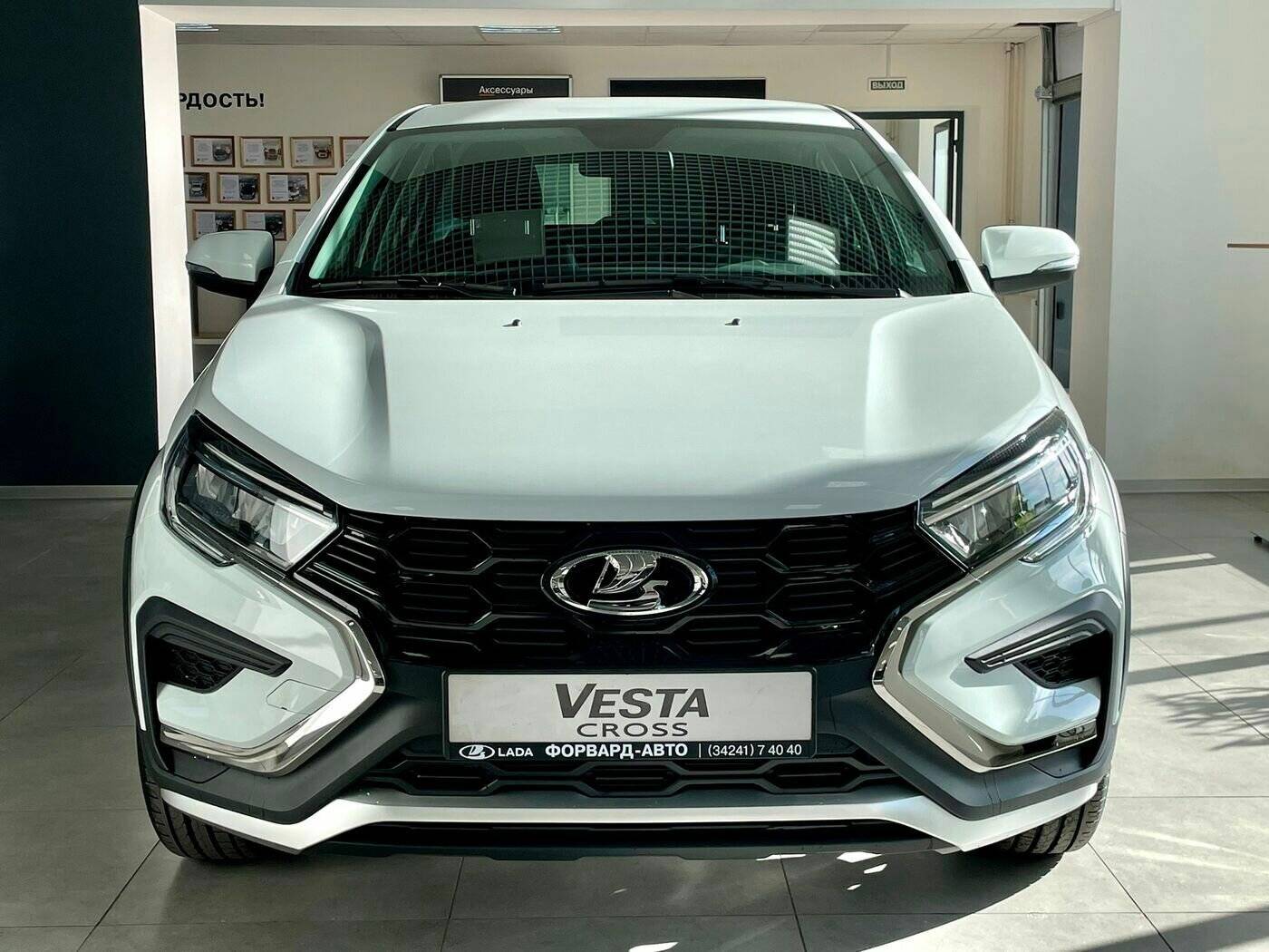 Lada Vesta Cross Life 1.6 106hp 5MT