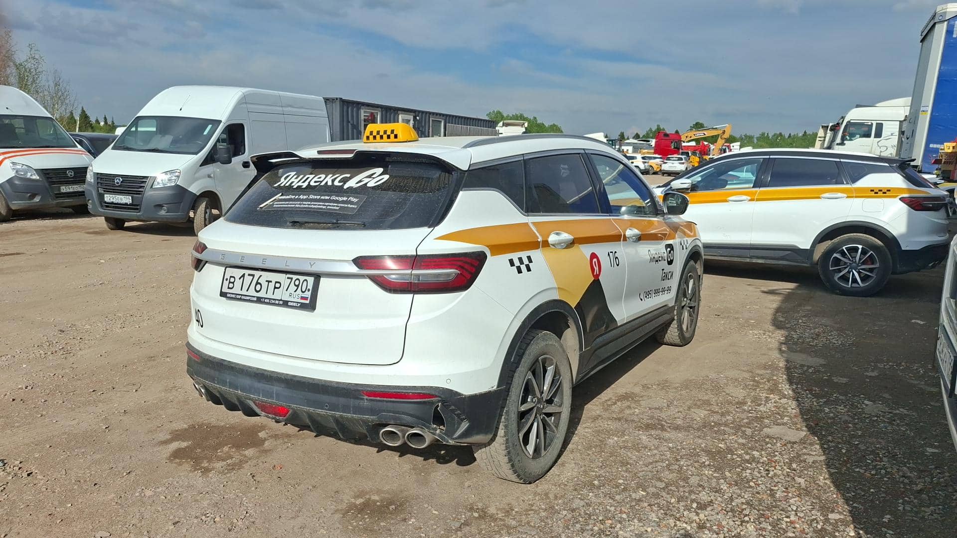 Geely Coolray,  257 244 км, 2023 года в лизинг