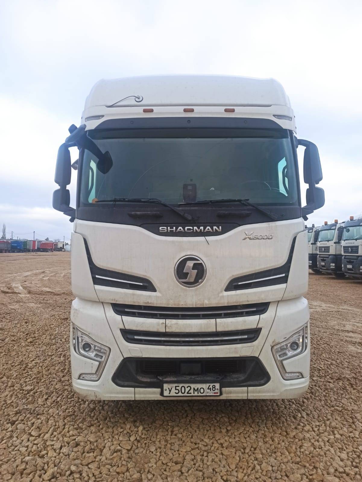 Shacman SX4188YY381