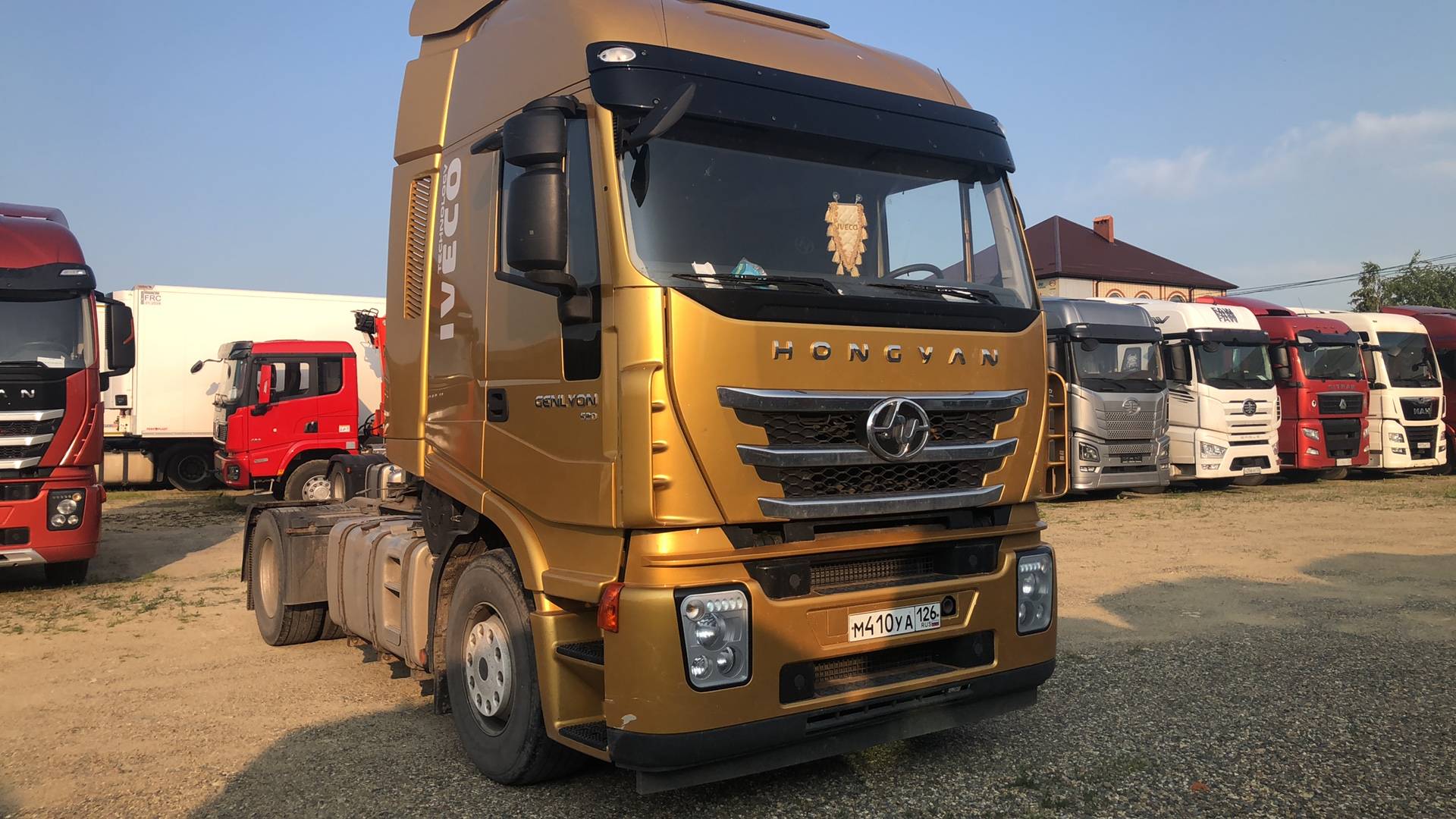 HONGYAN CQ4186HYVG391,  234 414 км, 2023 года в лизинг