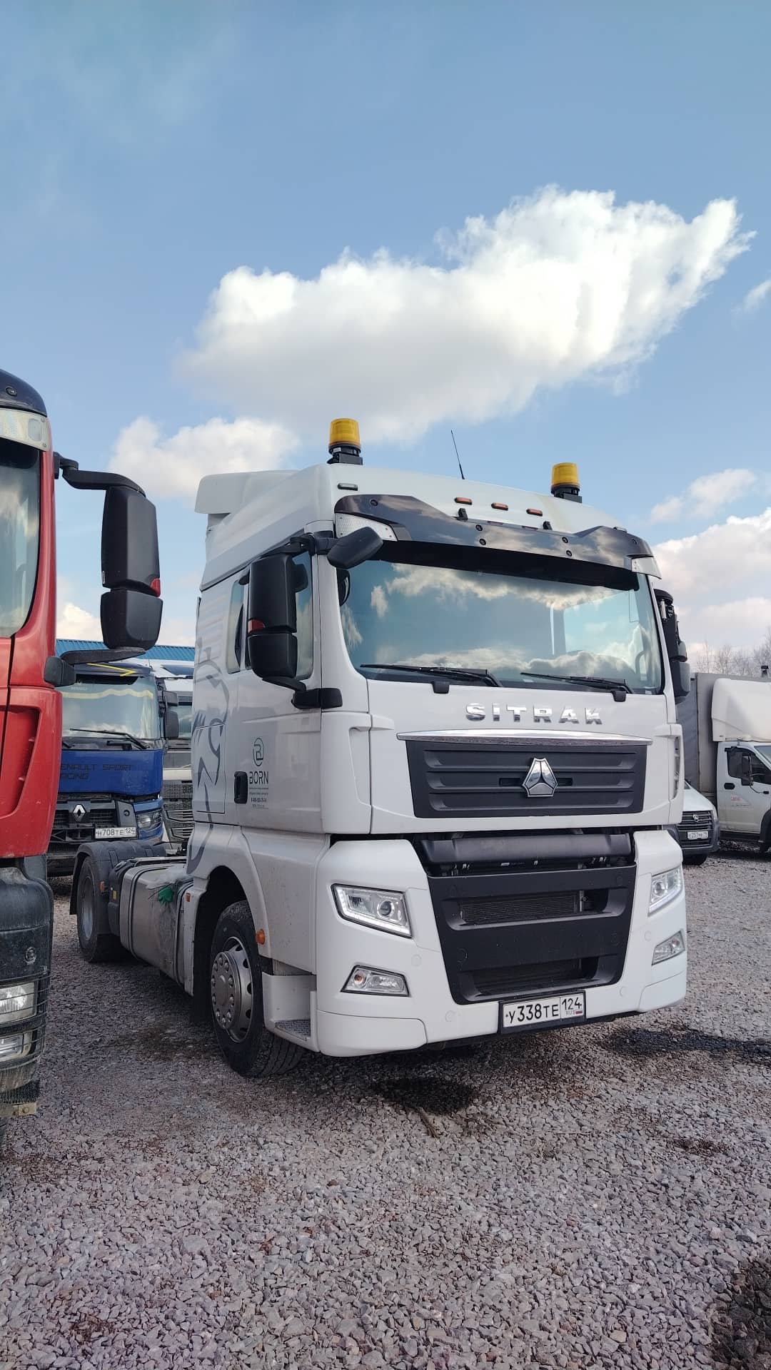 Sitrak ZZ4186V391HE,  139 888 км, 2023 года в лизинг