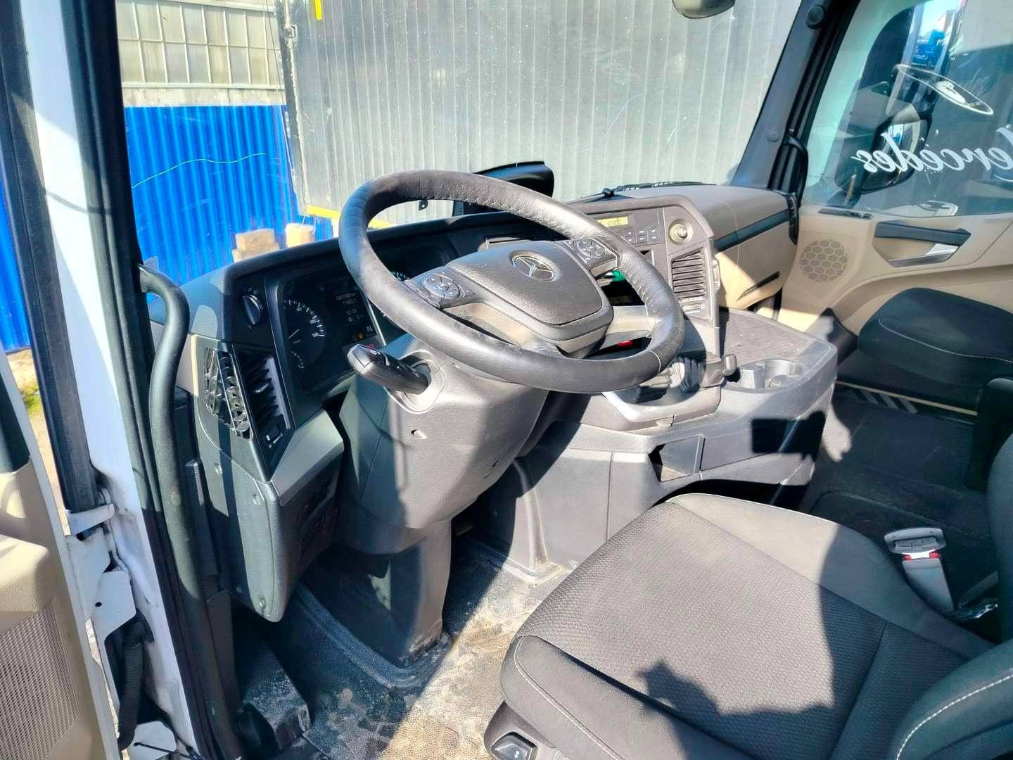 Mercedes-Benz Actros 1848 LS,  340 068 км, 2023 года в лизинг