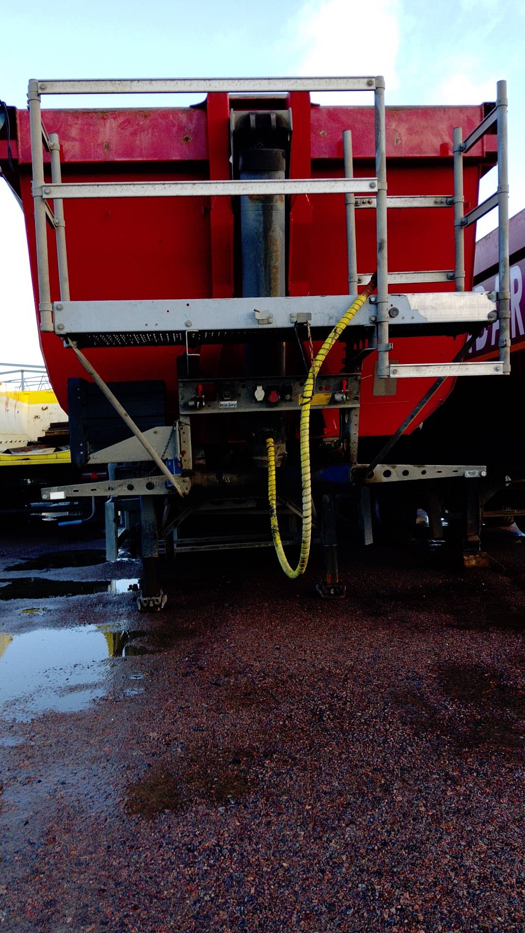 SCHMITZ Самосвальный SKI 24/SL