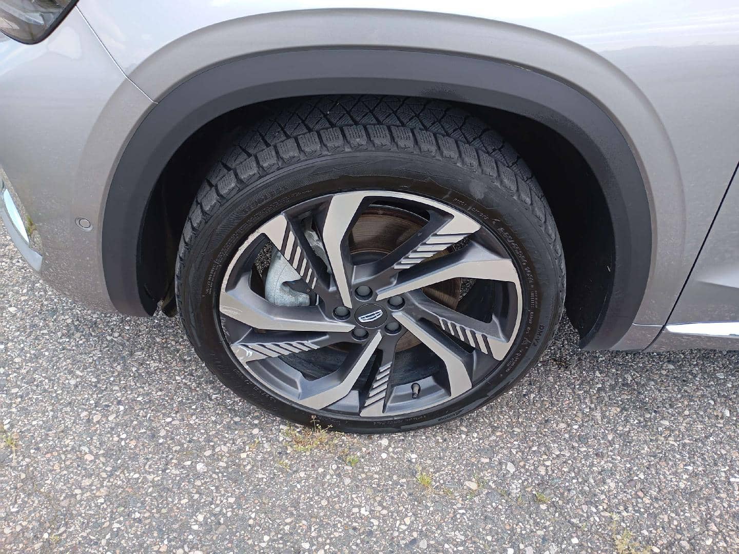 Geely Monjaro,  42 351 км, 2022 года в лизинг