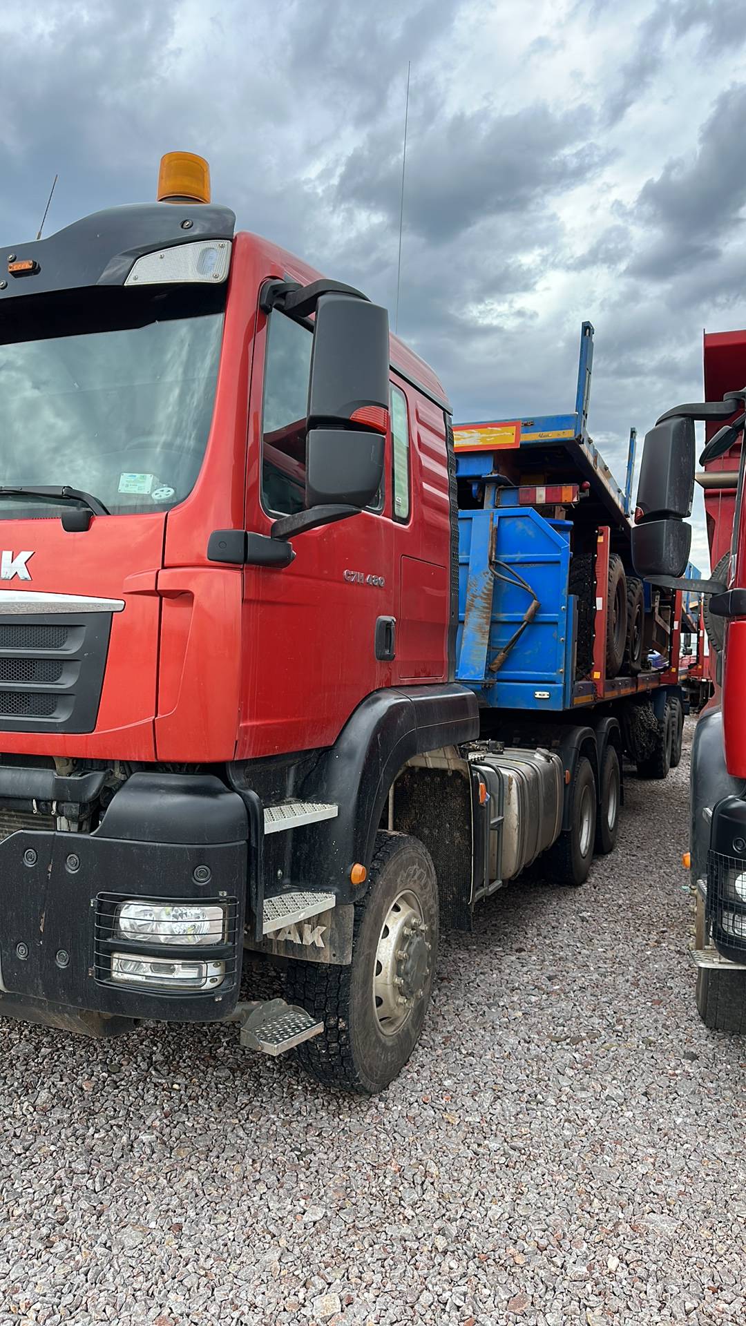 Sitrak ZZ4406V395ME 6x6,  59 230 км, 2023 года в лизинг